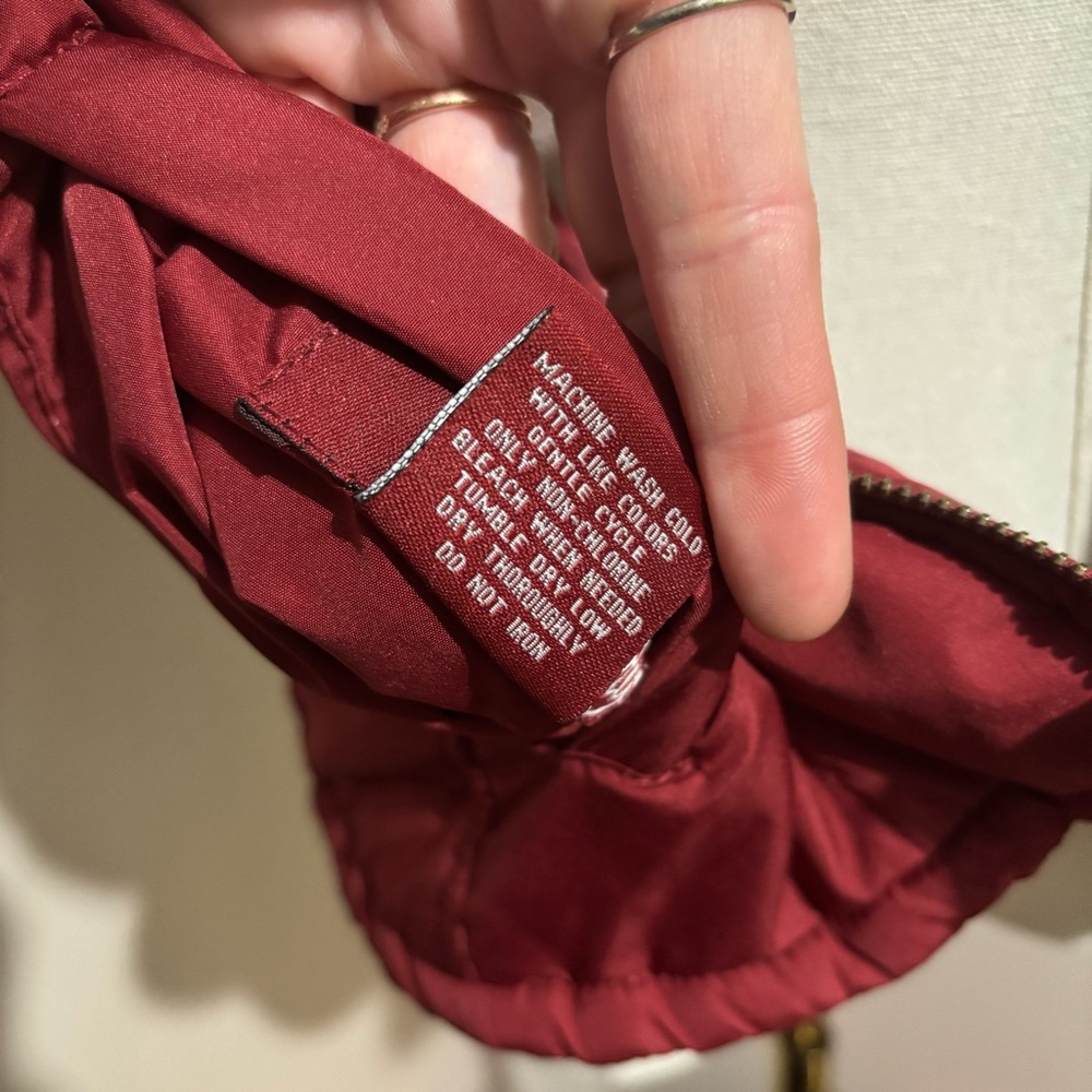 Vintage Y2K Hooded Zip Vest Size Small Reversible Sporty Red Burgundy - Picture 8 of 8